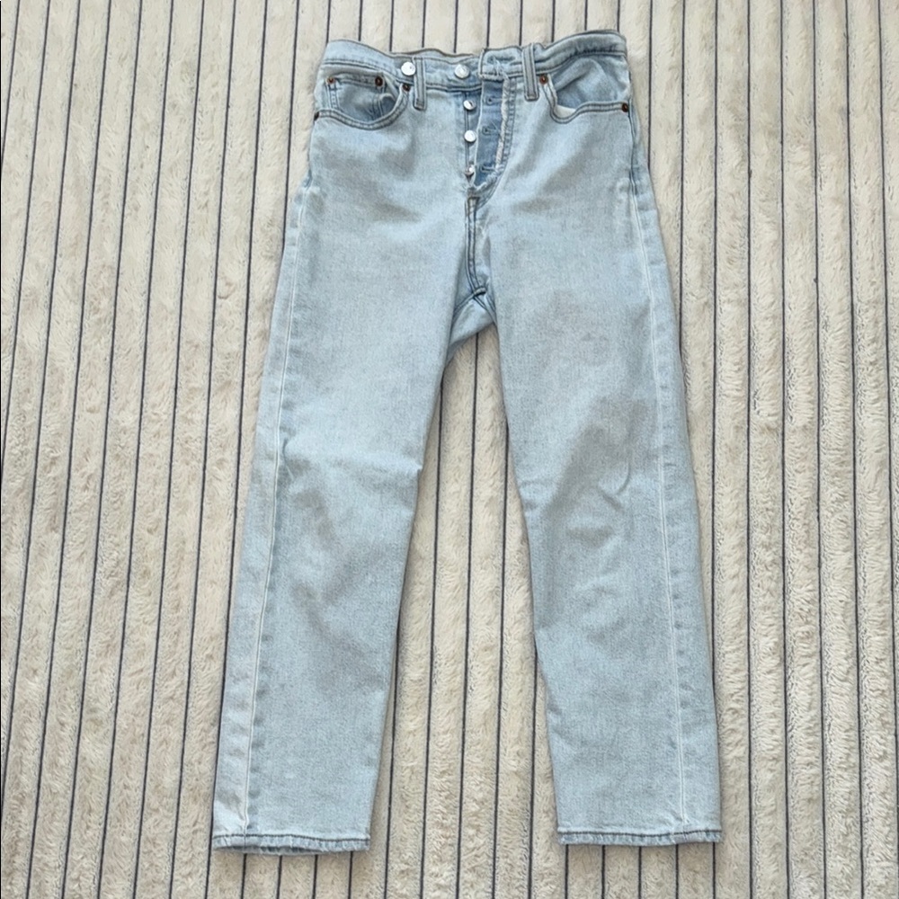 Levi's High Rise Blue Jeans Straight Leg